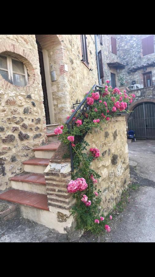 Апартаменты Rosa Di Maggio Пари Экстерьер фото